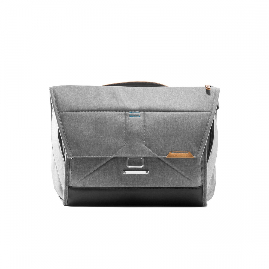 Peak Design Everyday Messenger Bag 15″ Ash